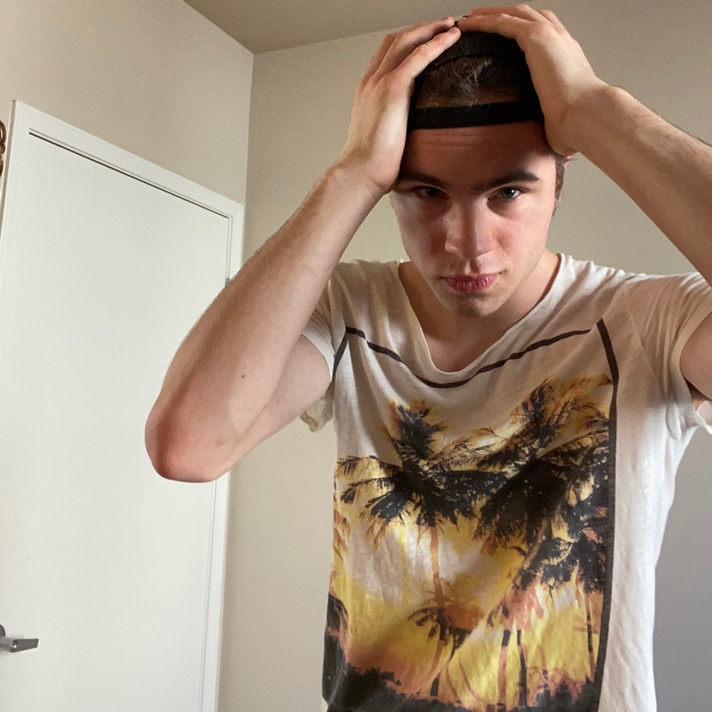California Palm Tree-Themed Summer T-Shirt